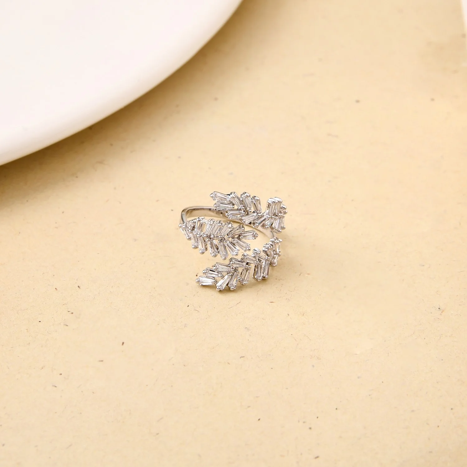 Twilight Wreath Baguette Ring
