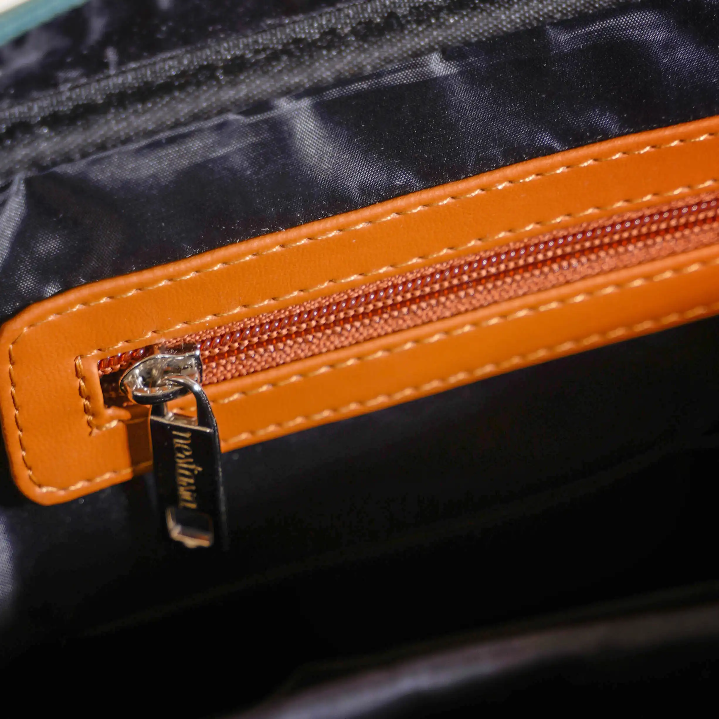 La Fusion Vegan Leather Laptop Organiser Bag 14" x 10" - Image 23