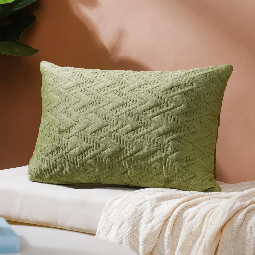 Velvet Lumbar Cushion Cover Green 12x18 inch - Image 3