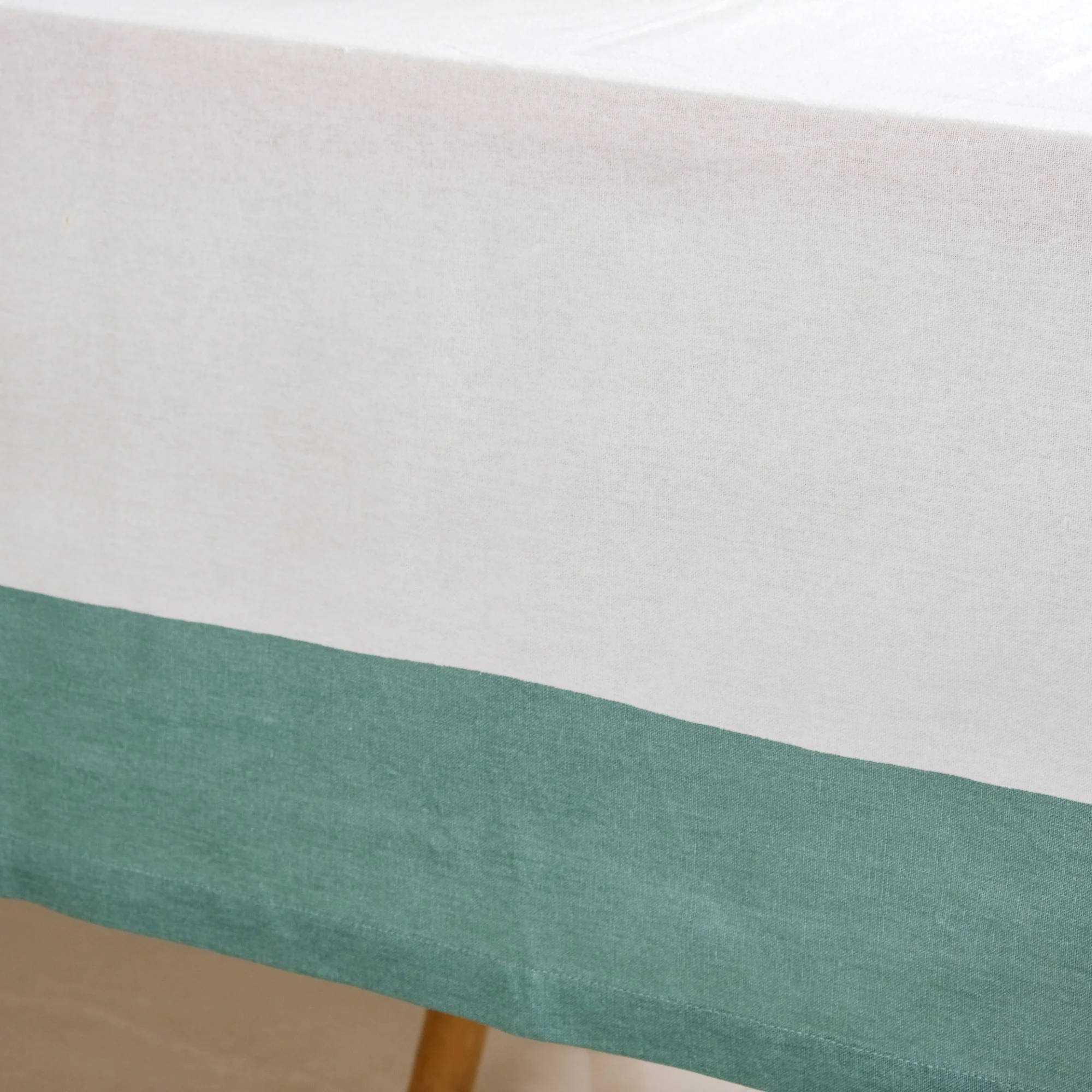 Ventosa Cotton Tablecloth For 6 Seater In Teal 200x150cm - Image 6