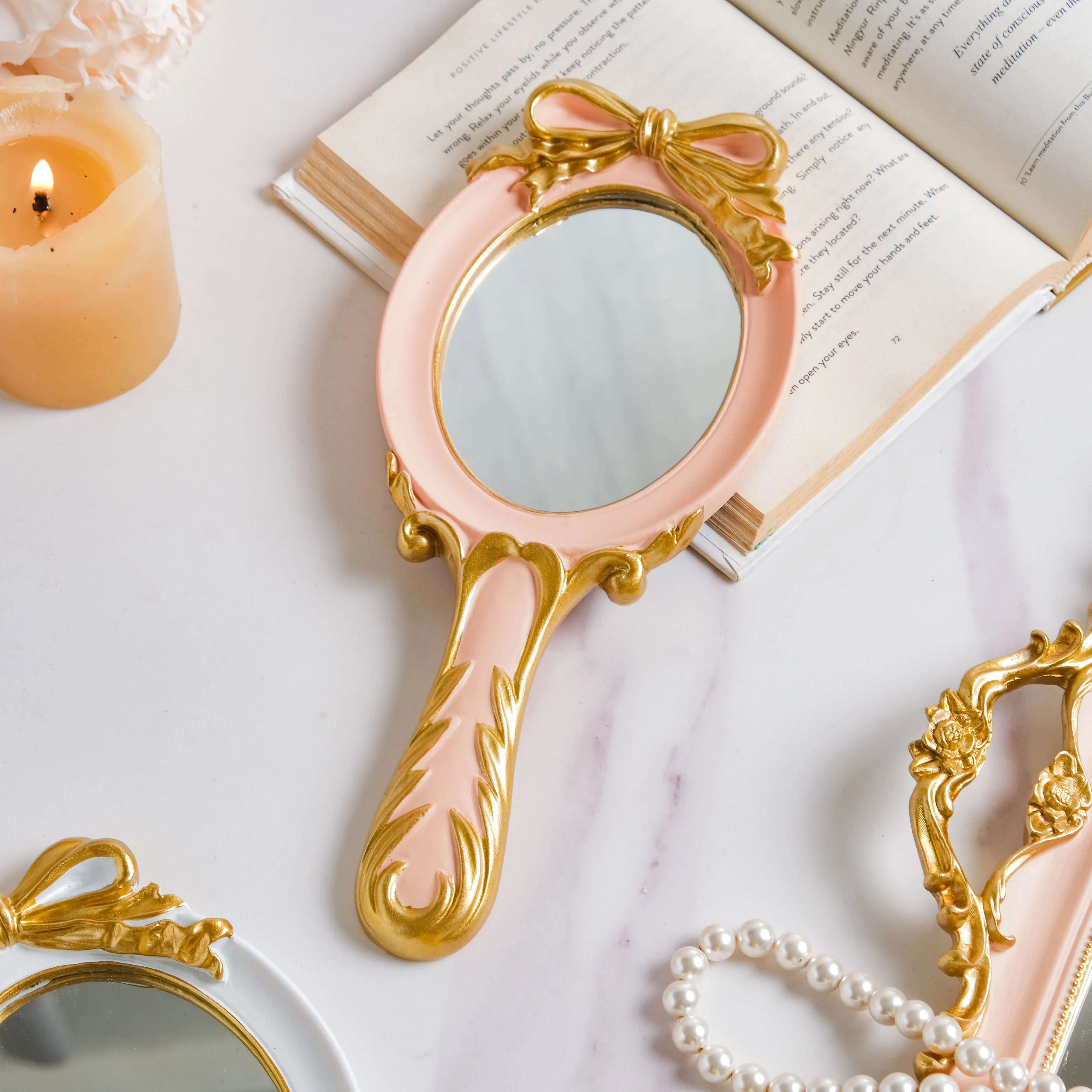 Venus Vanity Handheld Mirror Pink