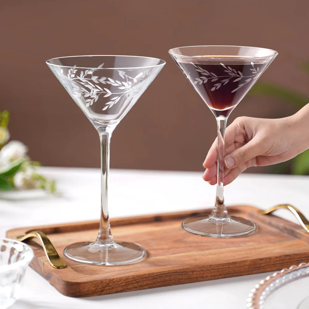 Vinea Etched Martini Glass Set Of 2 220ml - Image 3