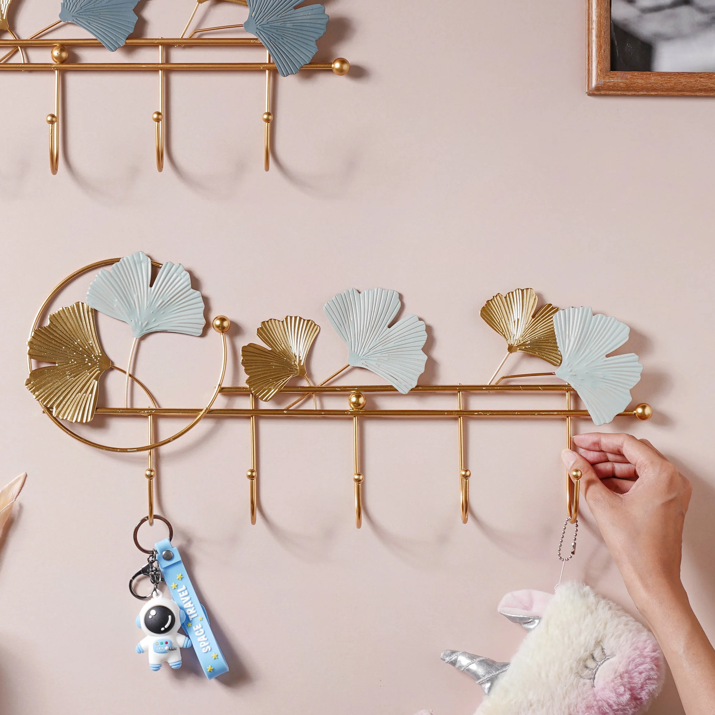 Wall Mount Hanger - Image 3