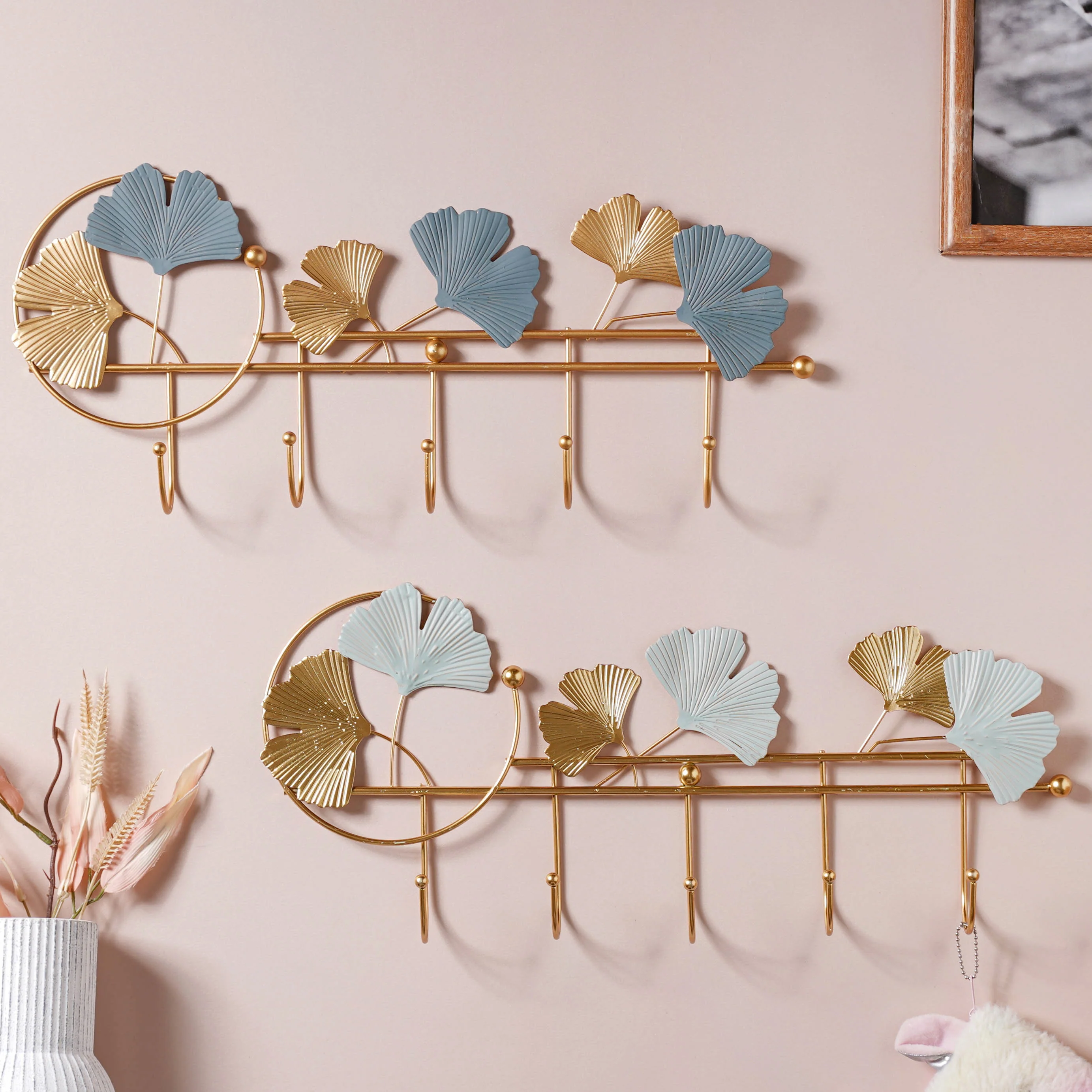 Wall Mount Hanger - Image 6