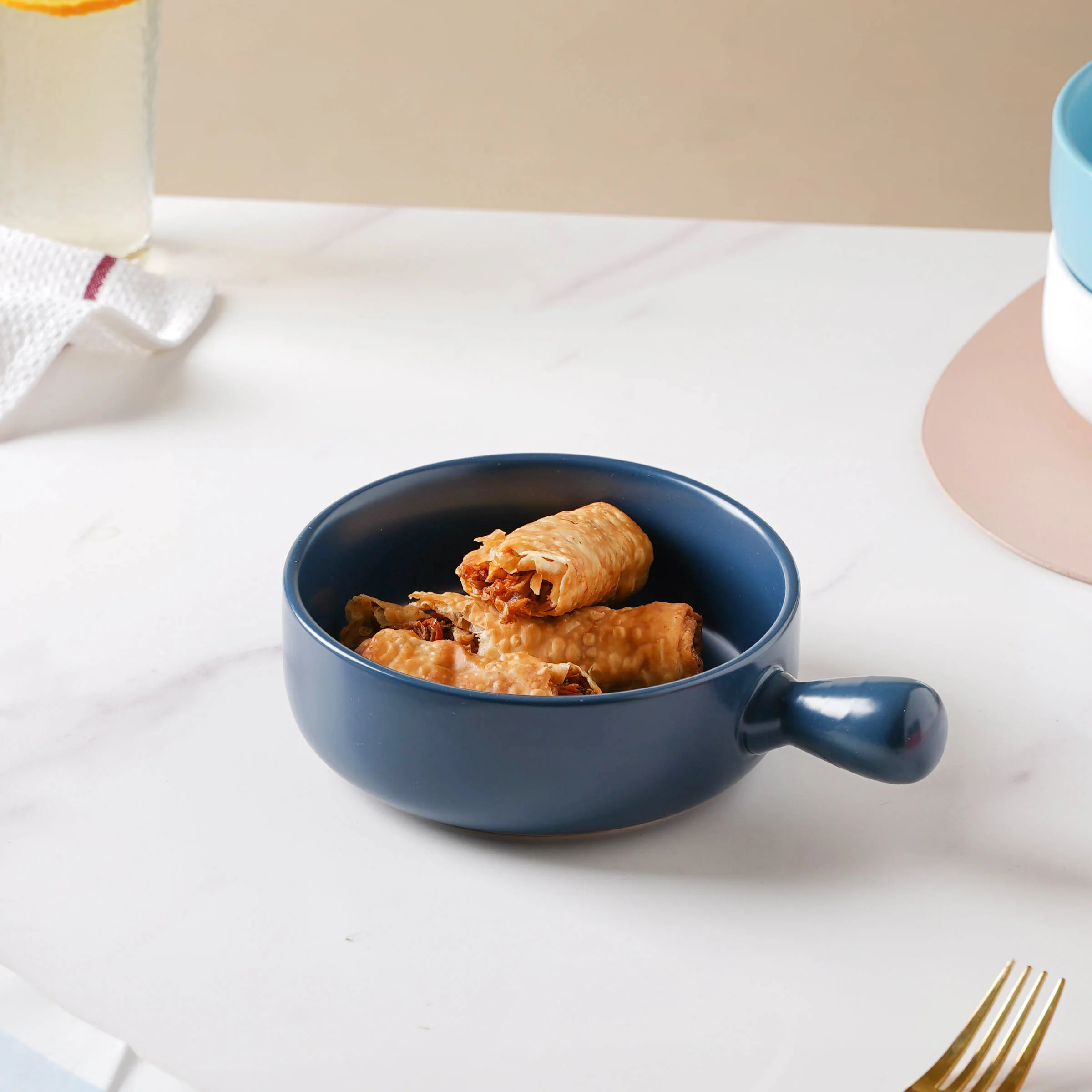 Wave Blue Baking Pan With Handle - Image 4