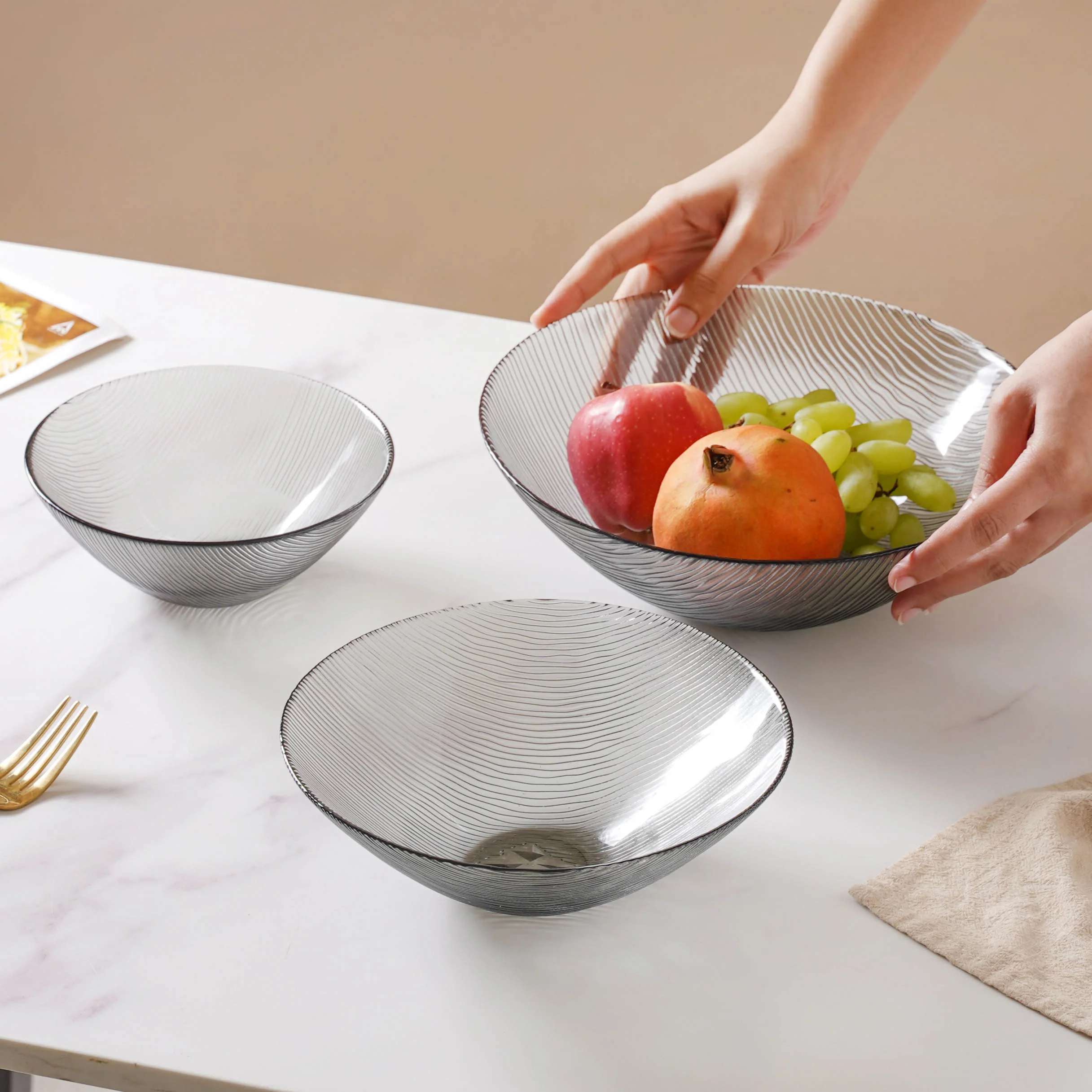 Waves Glass Bowl Set of 3 Grey - Image 2