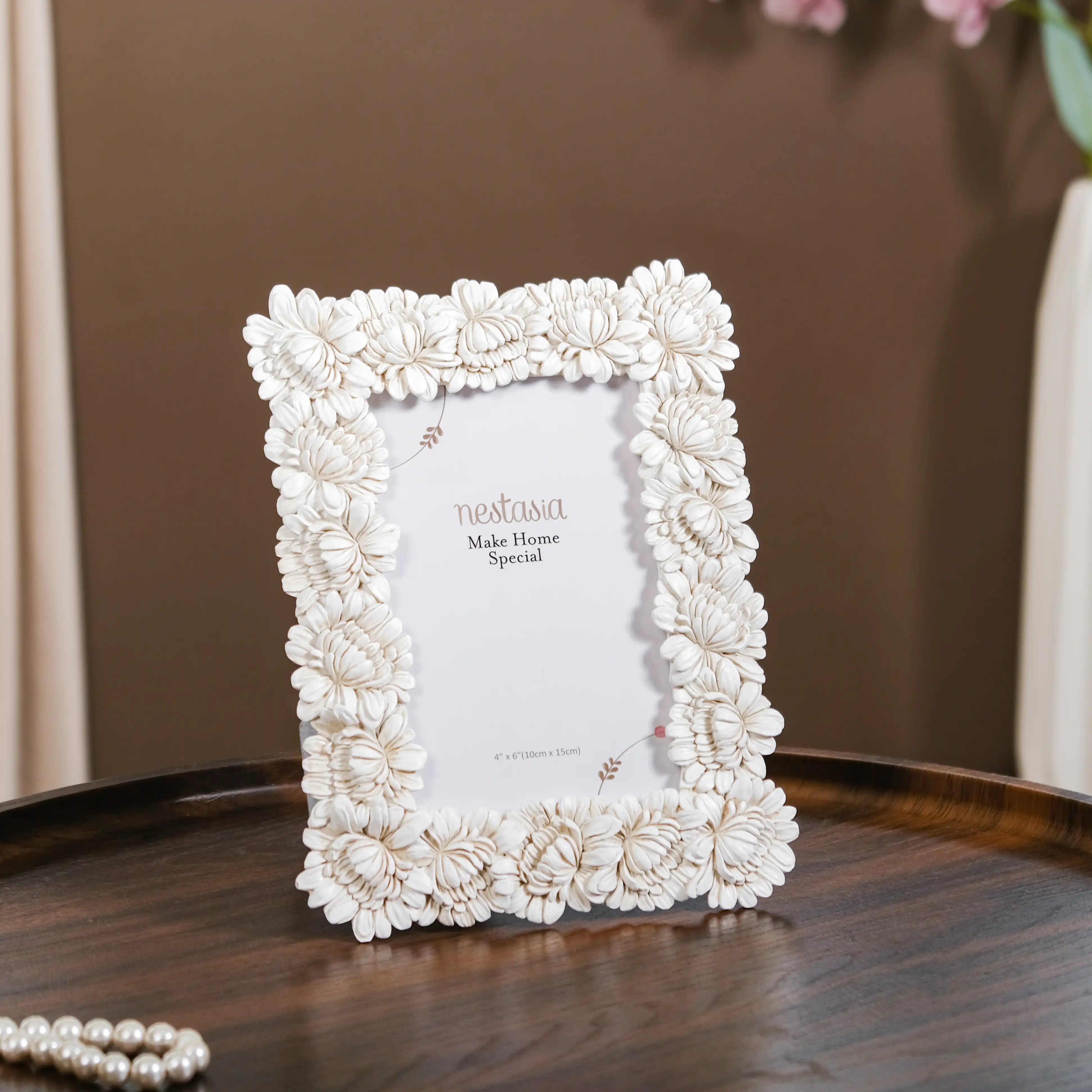 White Blooms Picture Frame Small 7.5"x7" - Image 3