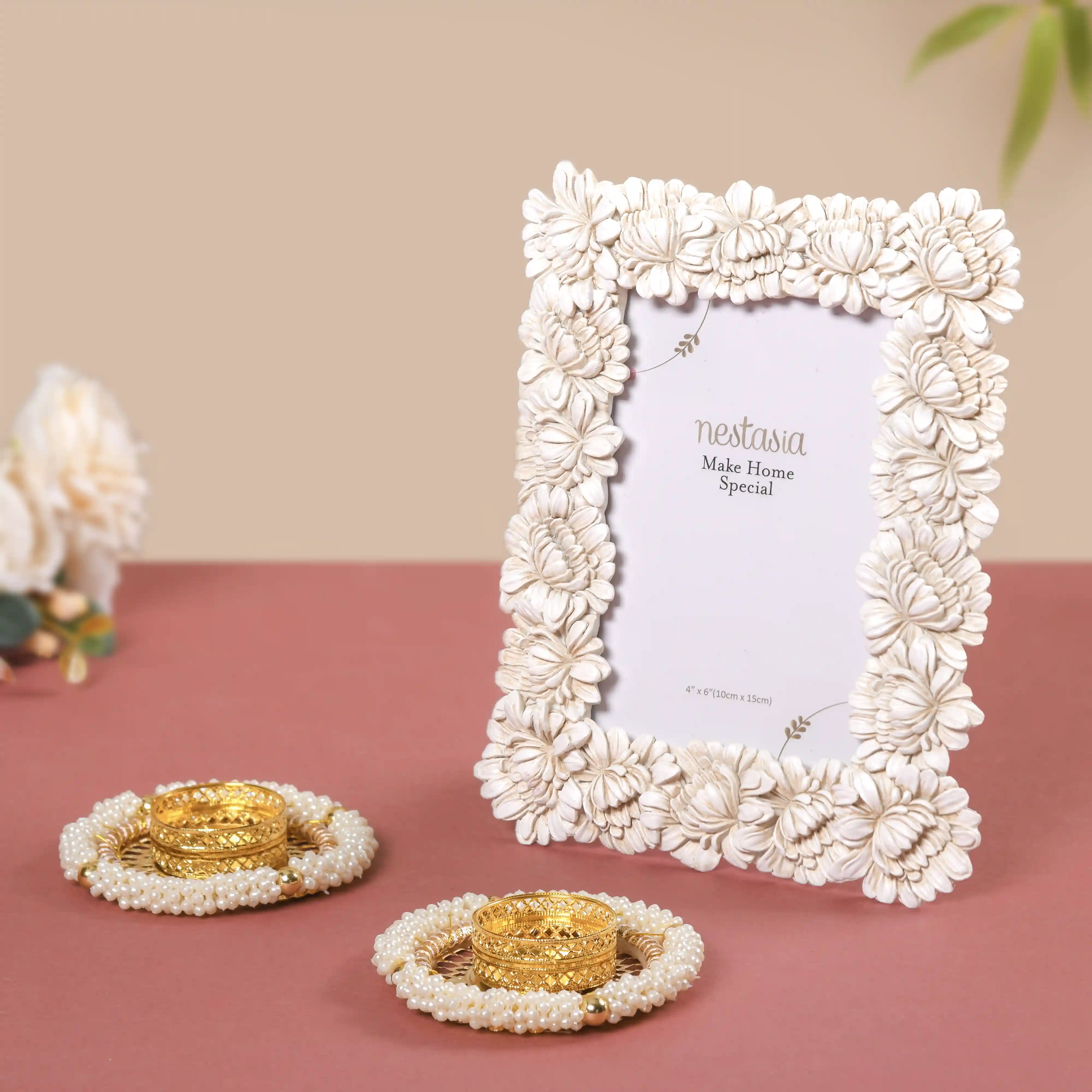 White Frame Tealights Purity Gift Set 3