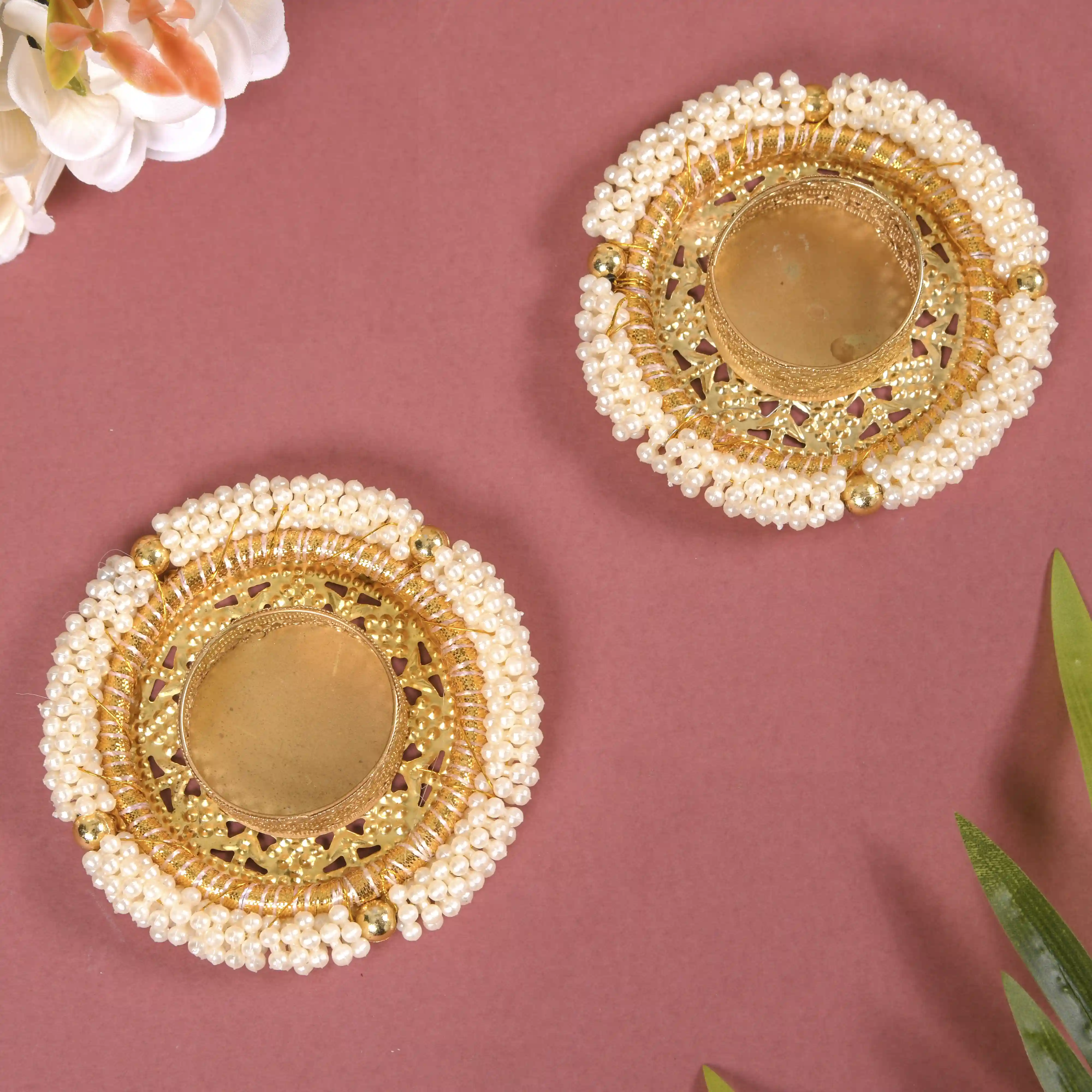 White Frame Tealights Purity Gift Set 3 - Image 4