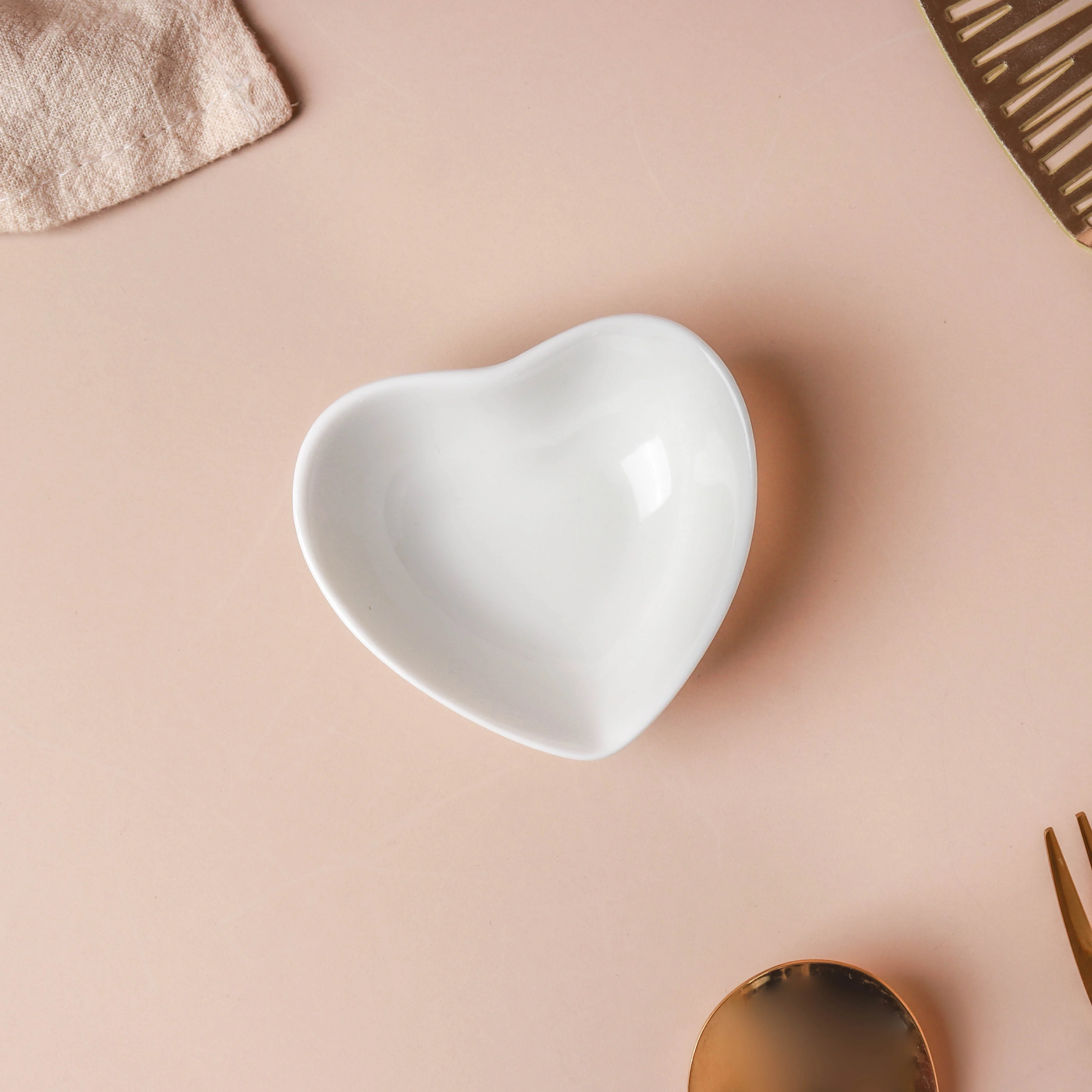 White Heart Condiments Bowl - Image 4