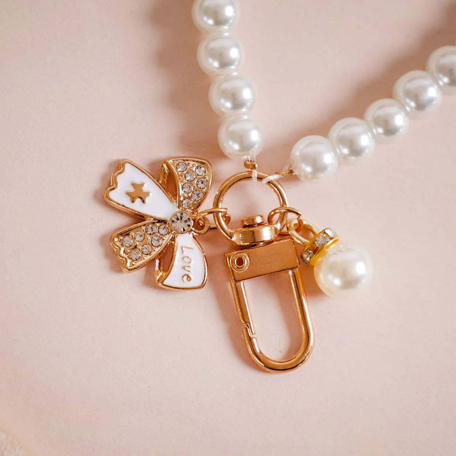 White Pearl Keychain With Lobster Clasp - Image 3