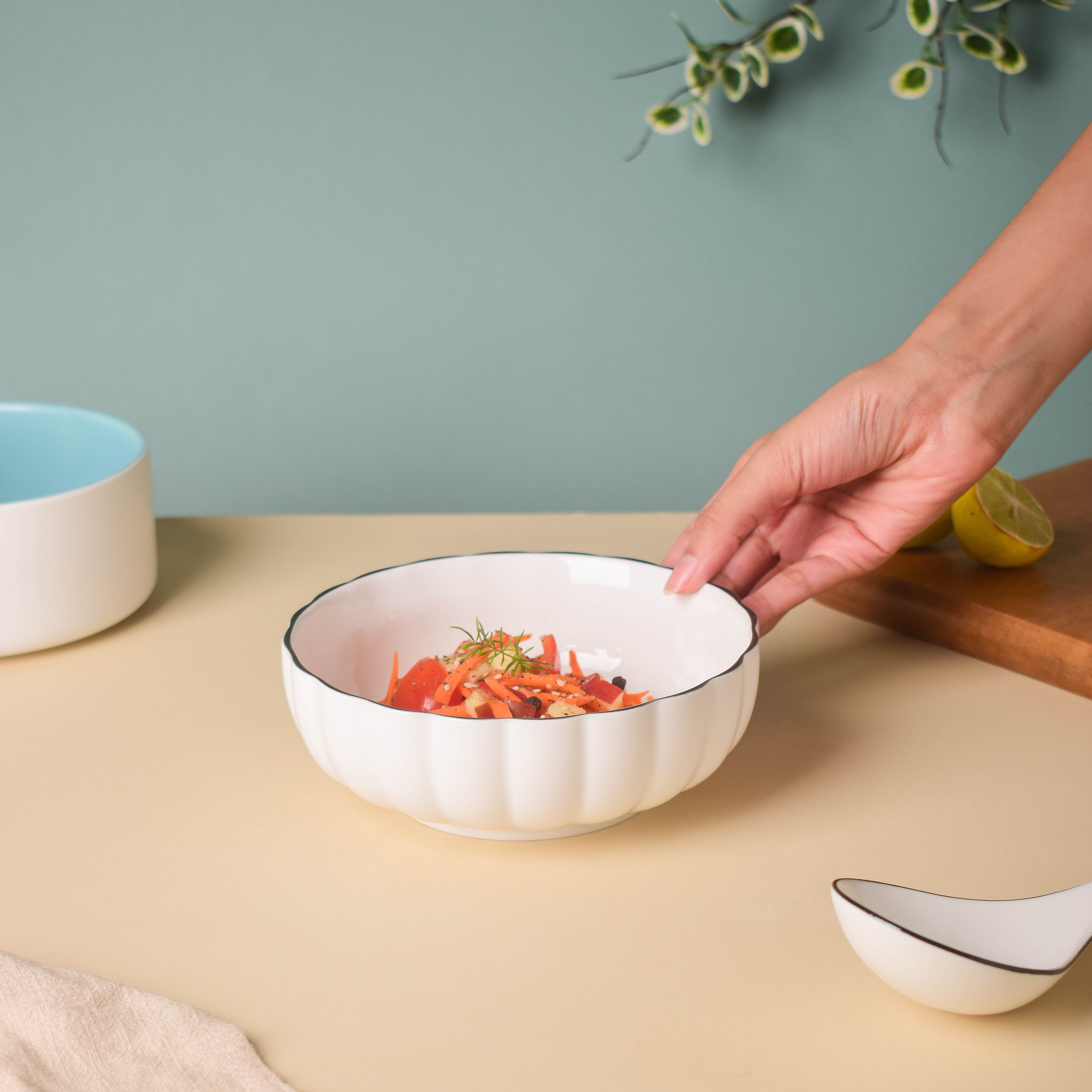 White Scallop Salad Bowl - Image 2