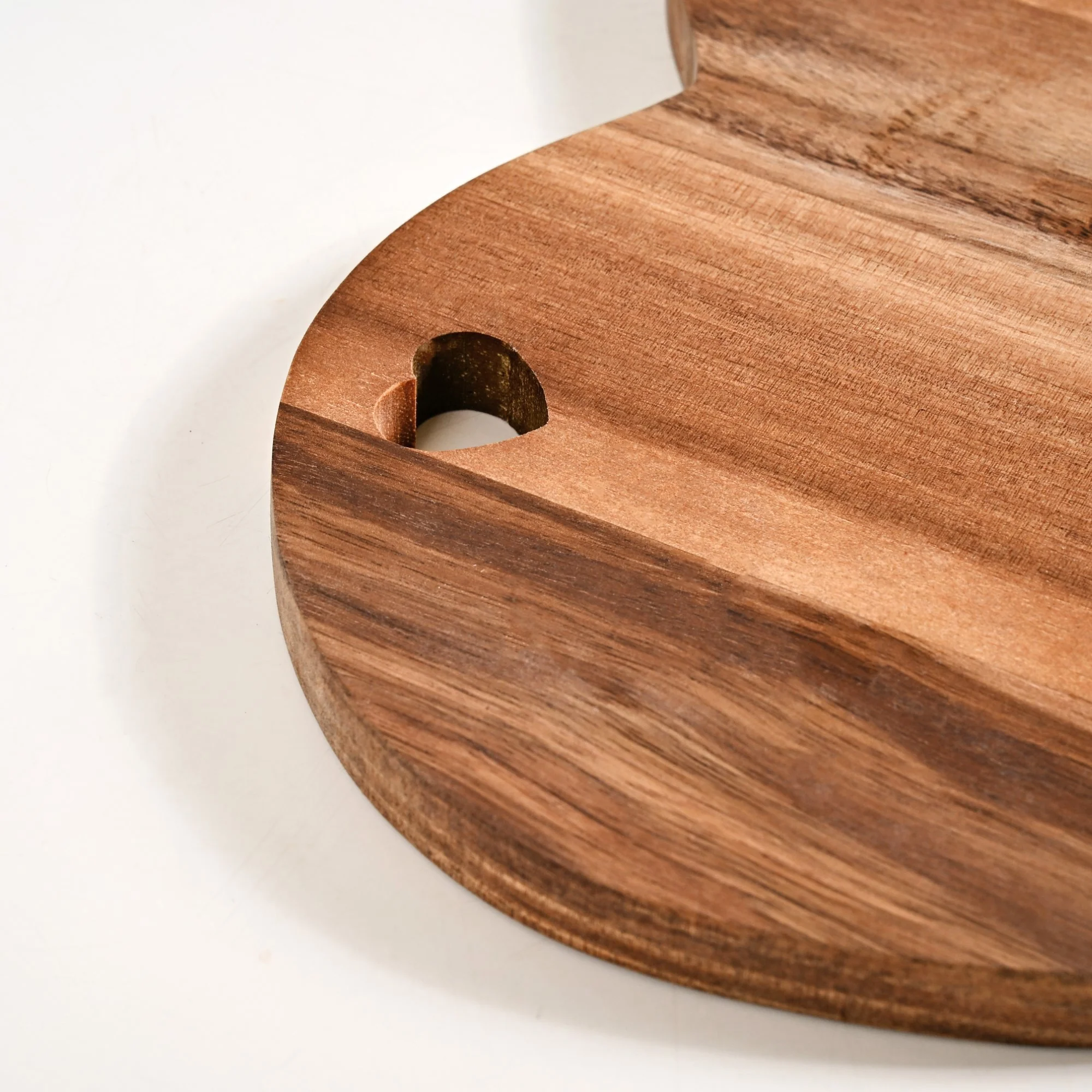 Wooden Heart Acacia Serving Platter - Image 7