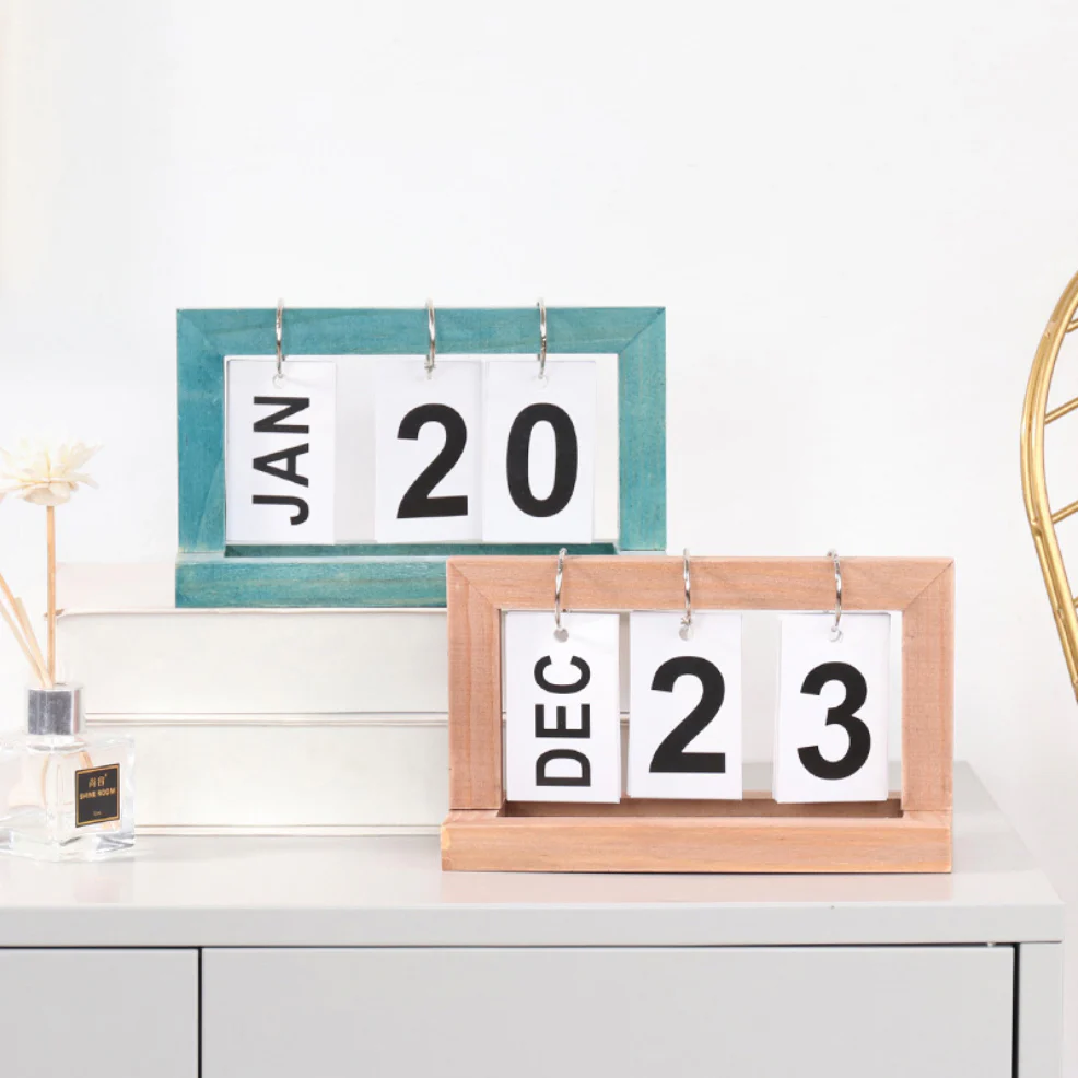 Wooden Table Calendar - Image 13