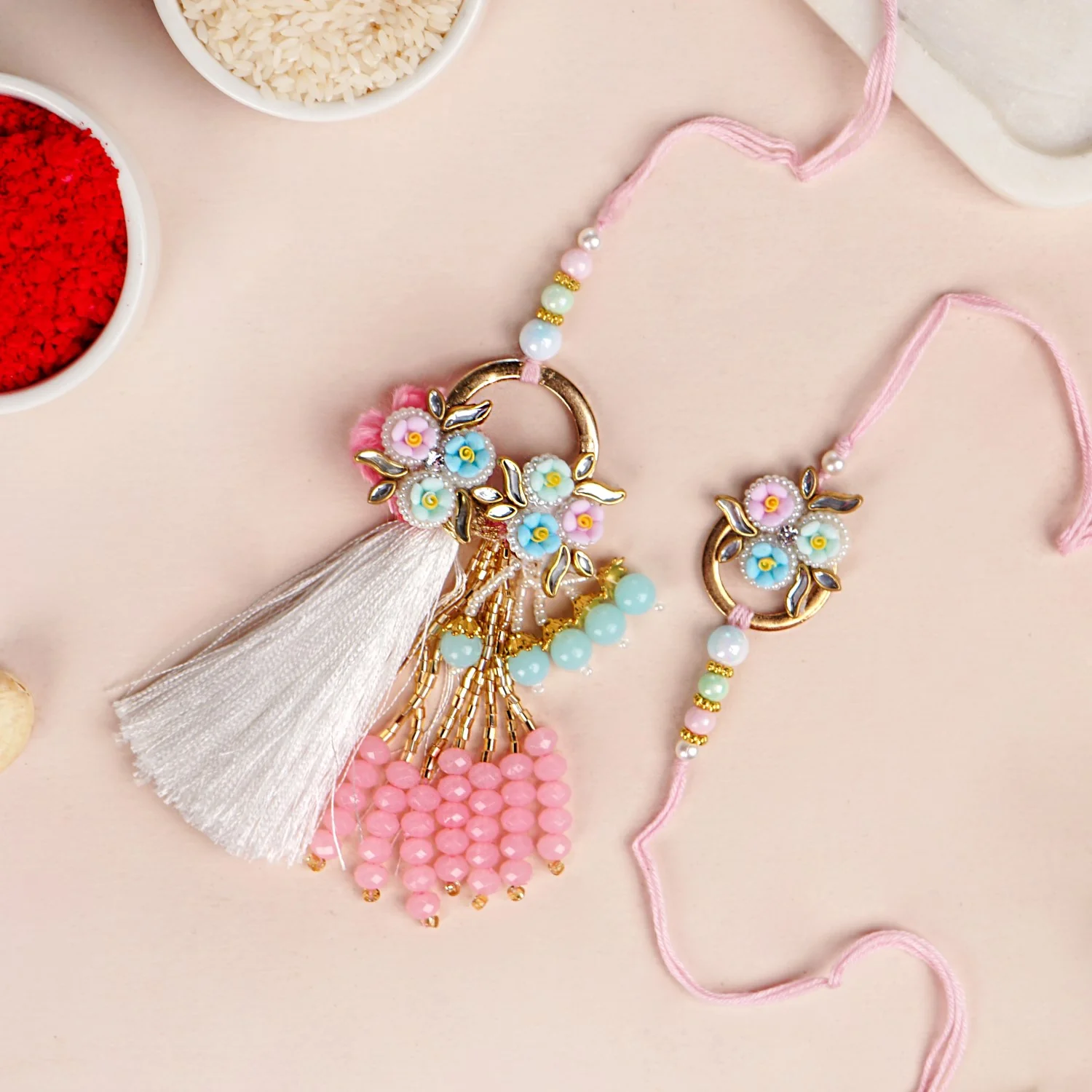Wreath Of Love Rakhi Lumba Set - Image 4