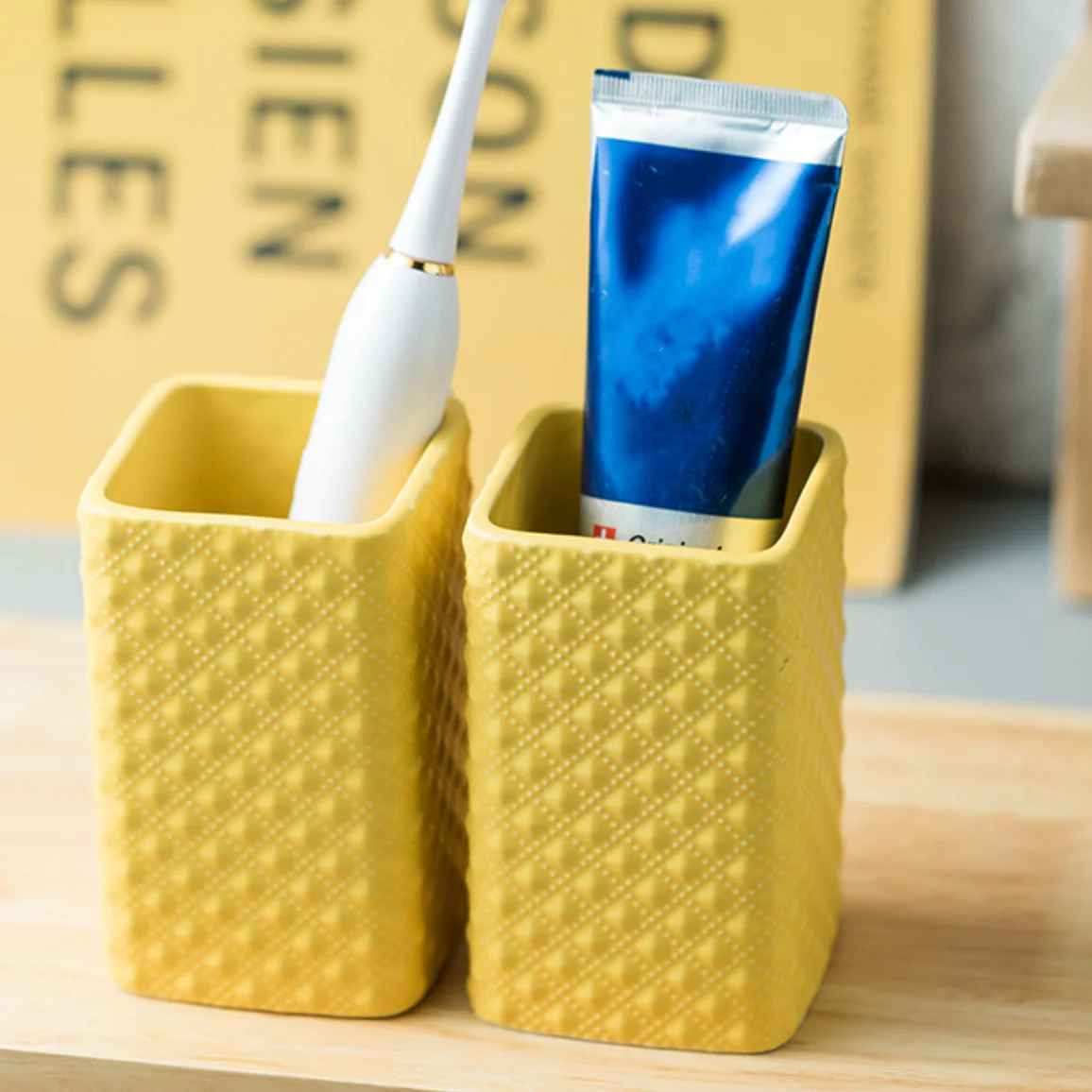 Yellow Bathroom Accessory Set - Image 3